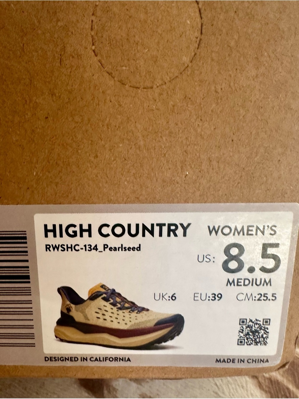 RUNINRABBIT Women’s 8.5 NIB High Country trail running shoe - Picture 11 of 13